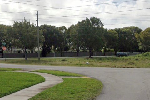 Terrain à vendre à Cutler Bay, Floride № 538843 - photo 3