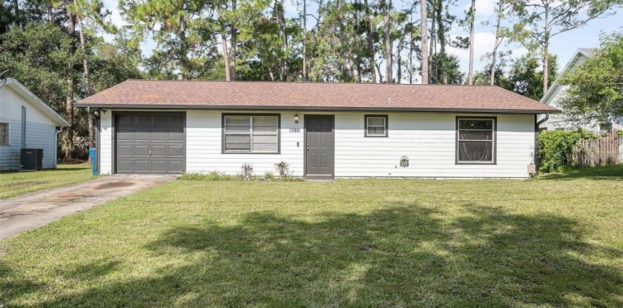 House in DeLand, Florida 2 bedrooms, 104.05 sq.m. № 1340168