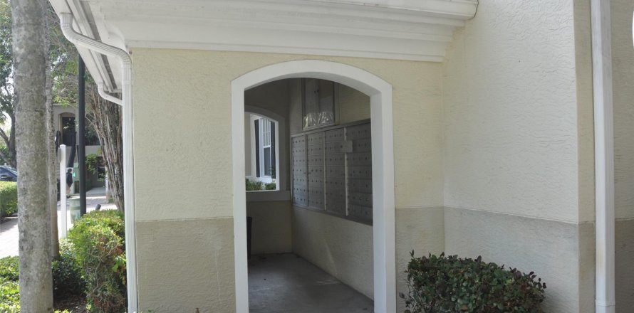 Кондоминиум с 3 спальнями в Корал-Спрингс, Флорида № 1154511
