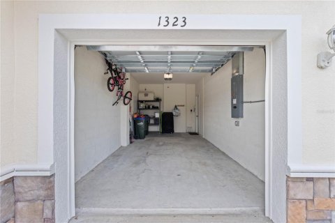 Townhouse in North Port, Florida 3 bedrooms, 138.05 sq.m. № 791622 - photo 29