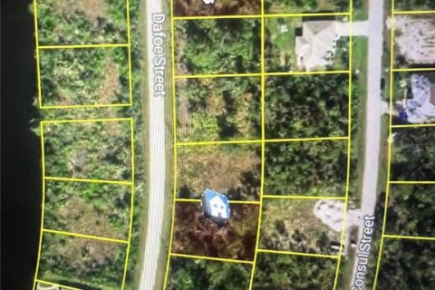 Land in Port Charlotte, Florida № 1316809 - photo 1