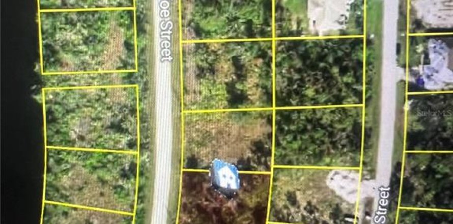 Land in Port Charlotte, Florida № 1316809