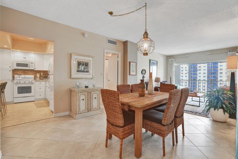 Copropriété à vendre à Sunny Isles Beach, Floride: 1 chambre, 70.79 m2 № 1099573 - photo 28