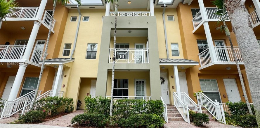 Condo à Fort Lauderdale, Floride, 3 chambres  № 1188389