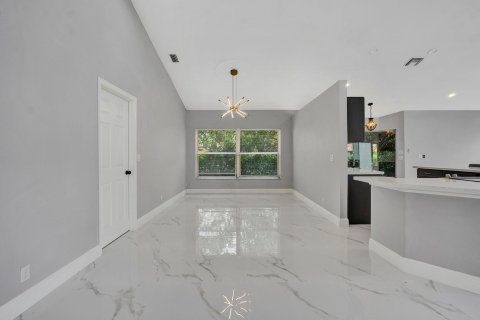 Casa en venta en Coral Springs, Florida, 4 dormitorios, 259.48 m2 № 1163074 - foto 6