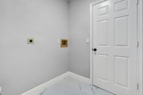 Casa en venta en Coral Springs, Florida, 4 dormitorios, 259.48 m2 № 1163074 - foto 13