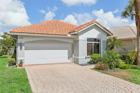 House in Boca Raton, Florida 3 bedrooms, 205.59 sq.m. № 1239083 - photo 3