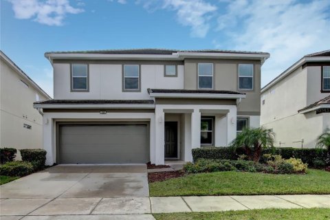 Casa en venta en Kissimmee, Florida, 9 dormitorios, 369.66 m2 № 1245903 - foto 1