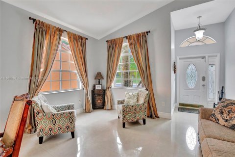 Villa ou maison à louer à Pembroke Pines, Floride: 3 chambres, 146.97 m2 № 1358606 - photo 6