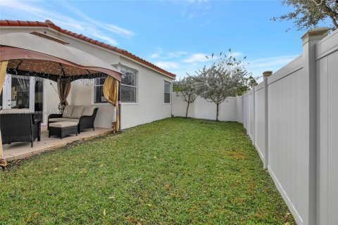 Casa en alquiler en Pembroke Pines, Florida, 3 dormitorios, 146.97 m2 № 1358606 - foto 27