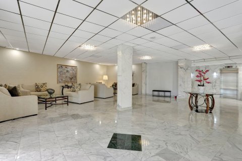 Copropriété à vendre à Boca Raton, Floride: 2 chambres, 114.27 m2 № 1129137 - photo 8