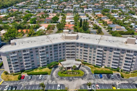 Copropriété à vendre à Boca Raton, Floride: 2 chambres, 114.27 m2 № 1129137 - photo 3