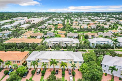 Touwnhouse à vendre à Jupiter, Floride: 3 chambres, 148.74 m2 № 1331831 - photo 4