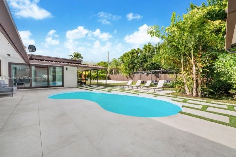 Villa ou maison à vendre à Cutler Bay, Floride: 4 chambres, 222.87 m2 № 1331262 - photo 30