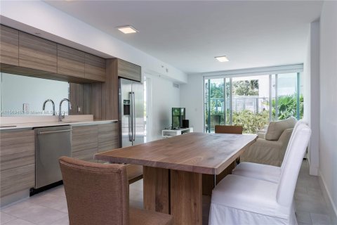 Condominio en venta en Miami Beach, Florida, 2 dormitorios, 105.44 m2 № 1153656 - foto 4