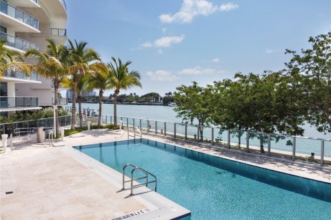 Copropriété à vendre à Miami Beach, Floride: 2 chambres, 105.44 m2 № 1153656 - photo 24