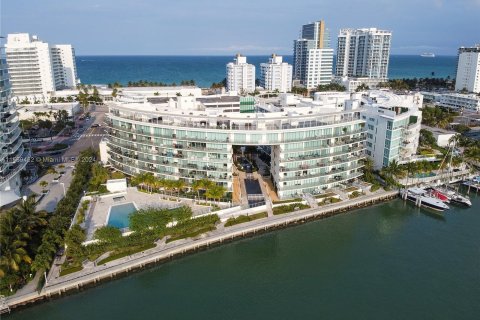 Condominio en venta en Miami Beach, Florida, 2 dormitorios, 105.44 m2 № 1153656 - foto 23