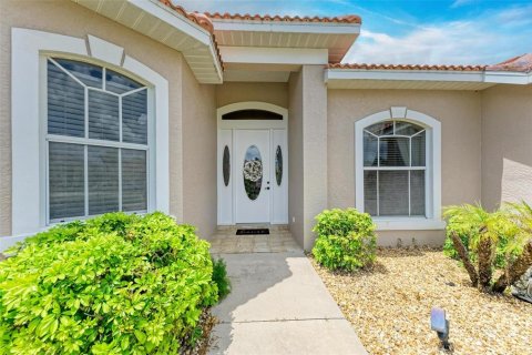 Villa ou maison à vendre à North Port, Floride: 3 chambres, 172.61 m2 № 1338778 - photo 11