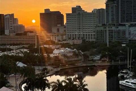 Condo in Fort Lauderdale, Florida, 2 bedrooms  № 1217607 - photo 5