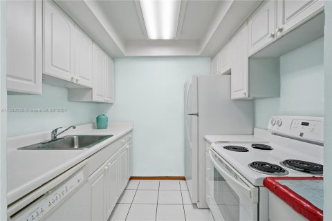 Condominio en venta en Miami, Florida, 1 dormitorio, 58.99 m2 № 1429865 - foto 11