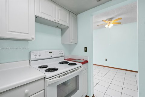 Condominio en venta en Miami, Florida, 1 dormitorio, 58.99 m2 № 1429865 - foto 13