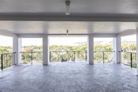 Copropriété à vendre à Pompano Beach, Floride: 2 chambres, 106.84 m2 № 1079665 - photo 3