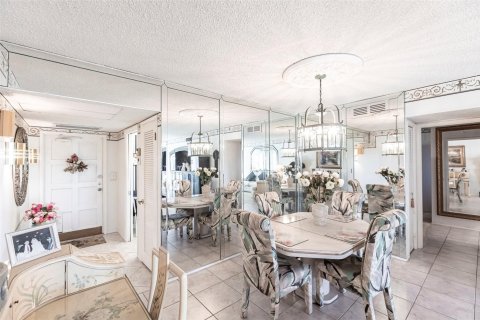 Copropriété à vendre à Pompano Beach, Floride: 2 chambres, 106.84 m2 № 1079665 - photo 25