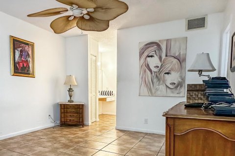 Condominio en venta en Sunrise, Florida, 1 dormitorio, 86.68 m2 № 1121169 - foto 8