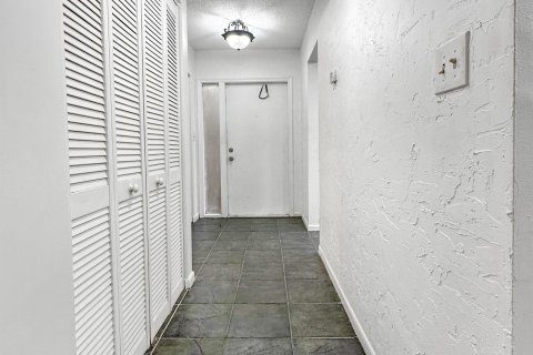 Copropriété à vendre à Sunrise, Floride: 1 chambre, 86.68 m2 № 1121169 - photo 3