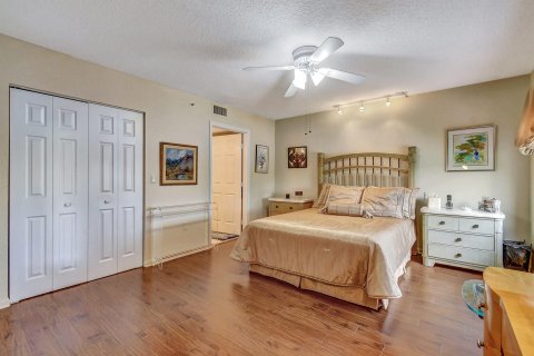 Condominio en venta en Boynton Beach, Florida, 2 dormitorios, 139.82 m2 № 747912 - foto 17