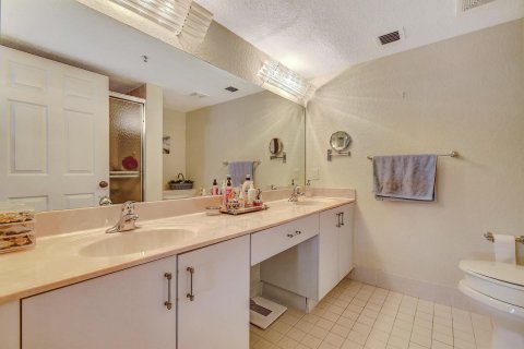 Condominio en venta en Boynton Beach, Florida, 2 dormitorios, 139.82 m2 № 747912 - foto 16