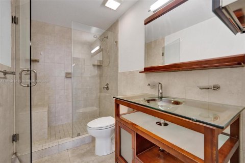 Adosado en venta en Aventura, Florida, 2 dormitorios, 115.57 m2 № 1270152 - foto 24