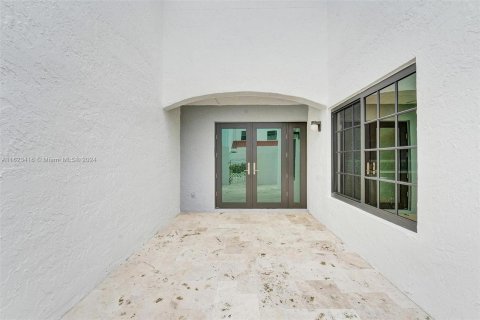 Townhouse in Aventura, Florida 2 bedrooms, 115.57 sq.m. № 1270152 - photo 5