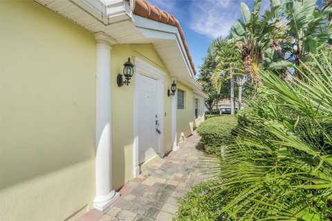 Dúplex en venta en Orlando, Florida, 2 dormitorios, 156.08 m2 № 1285591 - foto 2