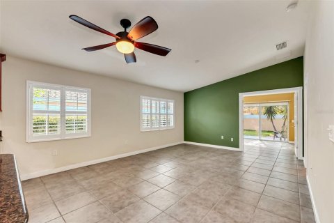 Duplex à vendre à Orlando, Floride: 2 chambres, 156.08 m2 № 1285591 - photo 13