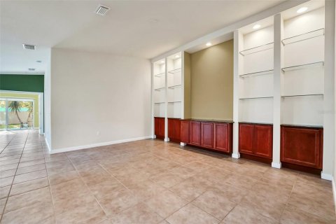 Duplex à vendre à Orlando, Floride: 2 chambres, 156.08 m2 № 1285591 - photo 4