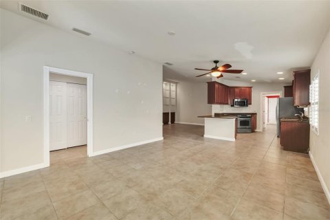 Duplex in Orlando, Florida 2 bedrooms, 156.08 sq.m. № 1285591 - photo 14