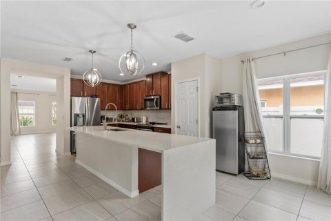 Villa ou maison à vendre à Kissimmee, Floride: 4 chambres, 258.73 m2 № 1336321 - photo 9