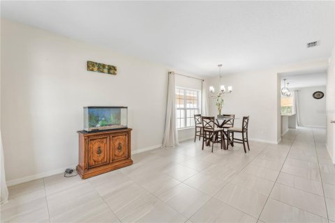 Villa ou maison à vendre à Kissimmee, Floride: 4 chambres, 258.73 m2 № 1336321 - photo 5