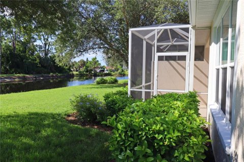 House in North Port, Florida 2 bedrooms, 155.15 sq.m. № 1356372 - photo 27