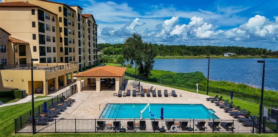 Condo in Montverde, Florida, 2 bedrooms  № 1373129