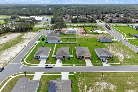 Casa en venta en Titusville, Florida, 4 dormitorios, 185.9 m2 № 1401813 - foto 8