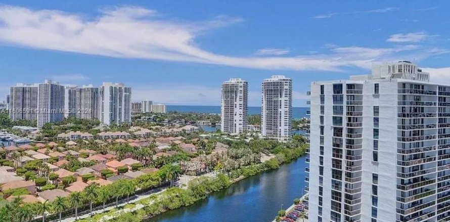 Condo in Aventura, Florida, 2 bedrooms  № 1229706