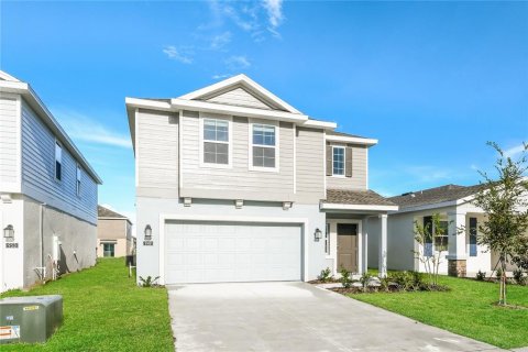 Villa ou maison à louer à Winter Haven, Floride: 4 chambres, 174.56 m2 № 1346446 - photo 2