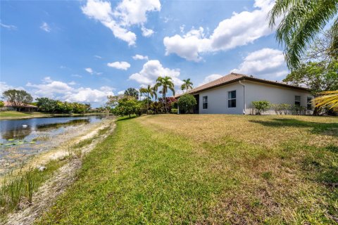 Villa ou maison à vendre à Parkland, Floride: 4 chambres, 183.67 m2 № 1208155 - photo 7