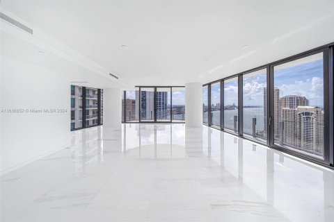 Condo in Miami, Florida, 5 bedrooms  № 1318727 - photo 22