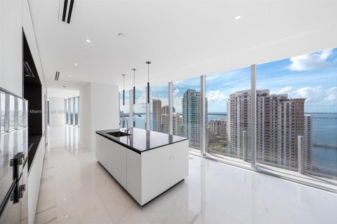 Condo in Miami, Florida, 5 bedrooms  № 1318727 - photo 16