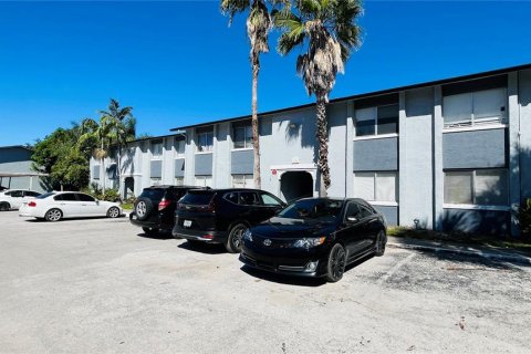 Condominio en venta en Orlando, Florida, 2 dormitorios, 90.67 m2 № 920361 - foto 11