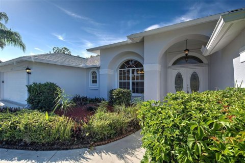 Villa ou maison à vendre à Venice, Floride: 3 chambres, 177.26 m2 № 1346165 - photo 4