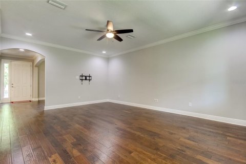 House in Tampa, Florida 4 bedrooms, 316.89 sq.m. № 1314783 - photo 17